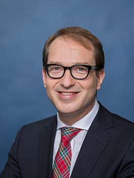 Alexander Dobrindt, Bundesminister für Verkehr und digitale Infrastruktur, zum Aufbau der ersten Kontrollsäule 