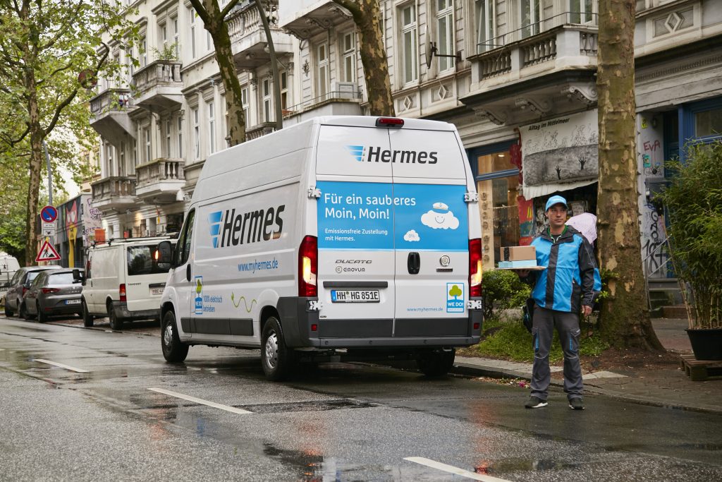 In Hamburg liefert Hermes mit Elektro-Lkw. Foto: Hermes