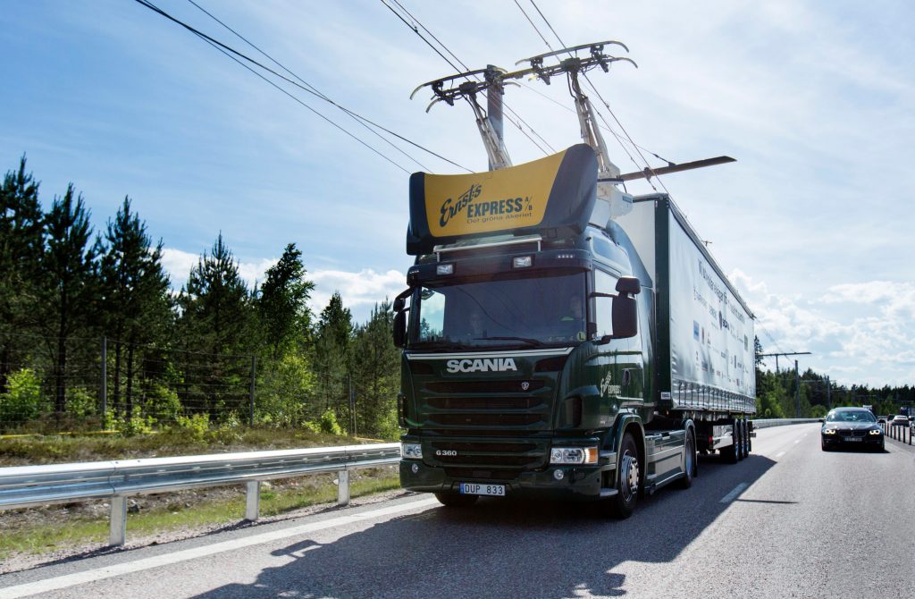 Im Juni 2016 ging der erste E-Highway auf einer öffentlichen Straße in Schweden in Betrieb. Foto: Siemens